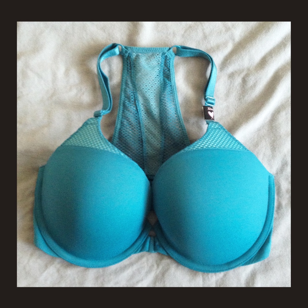 Victoria's Secret. Brand new. 32DD.